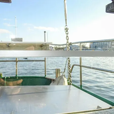 2 Bedroom Amazing Ship In Wismar